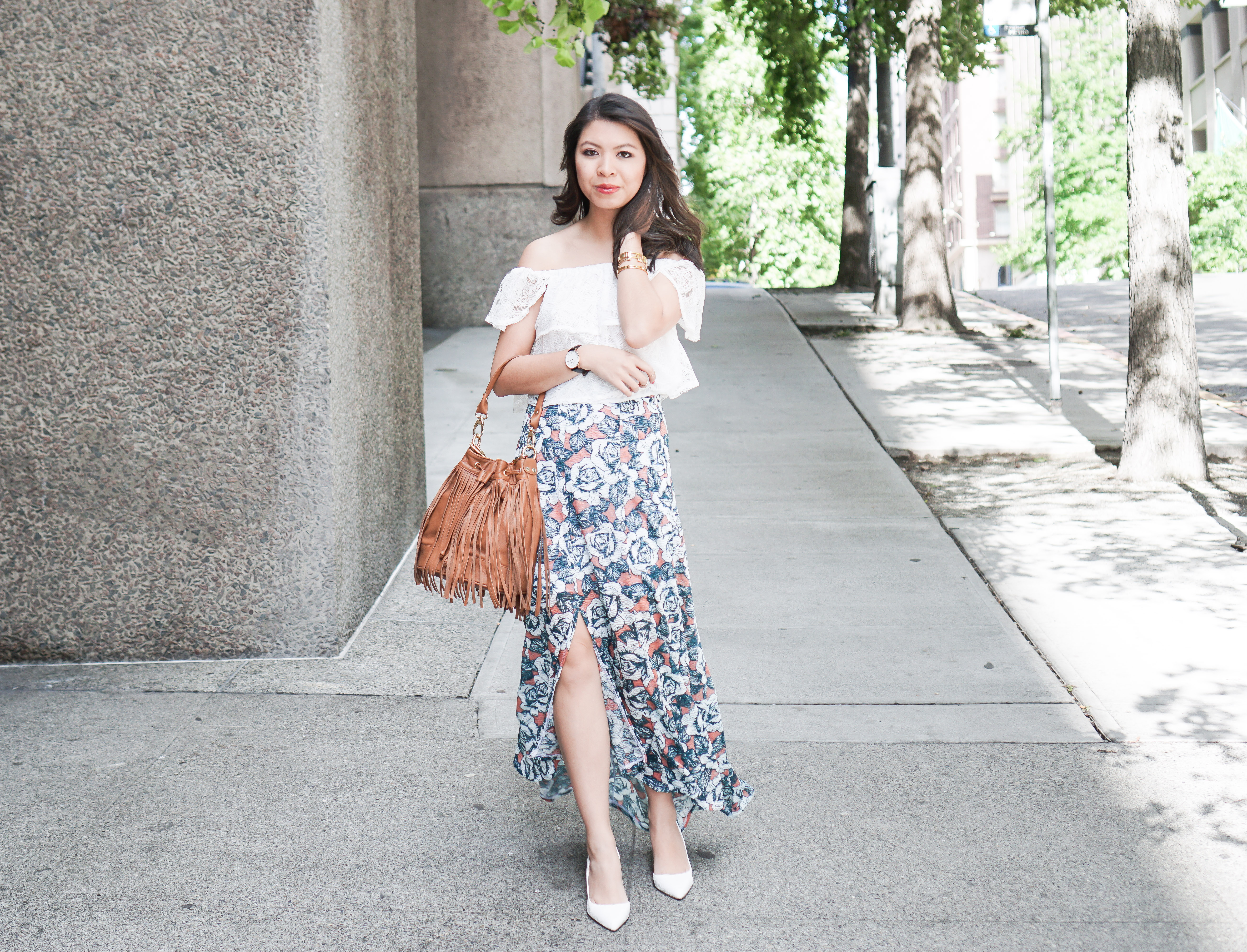 printed maxi skirt outfits