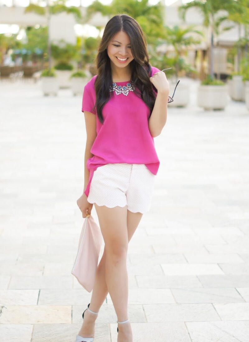 What to Wear with White Shorts [Cute White Shorts Outfit Ideas]