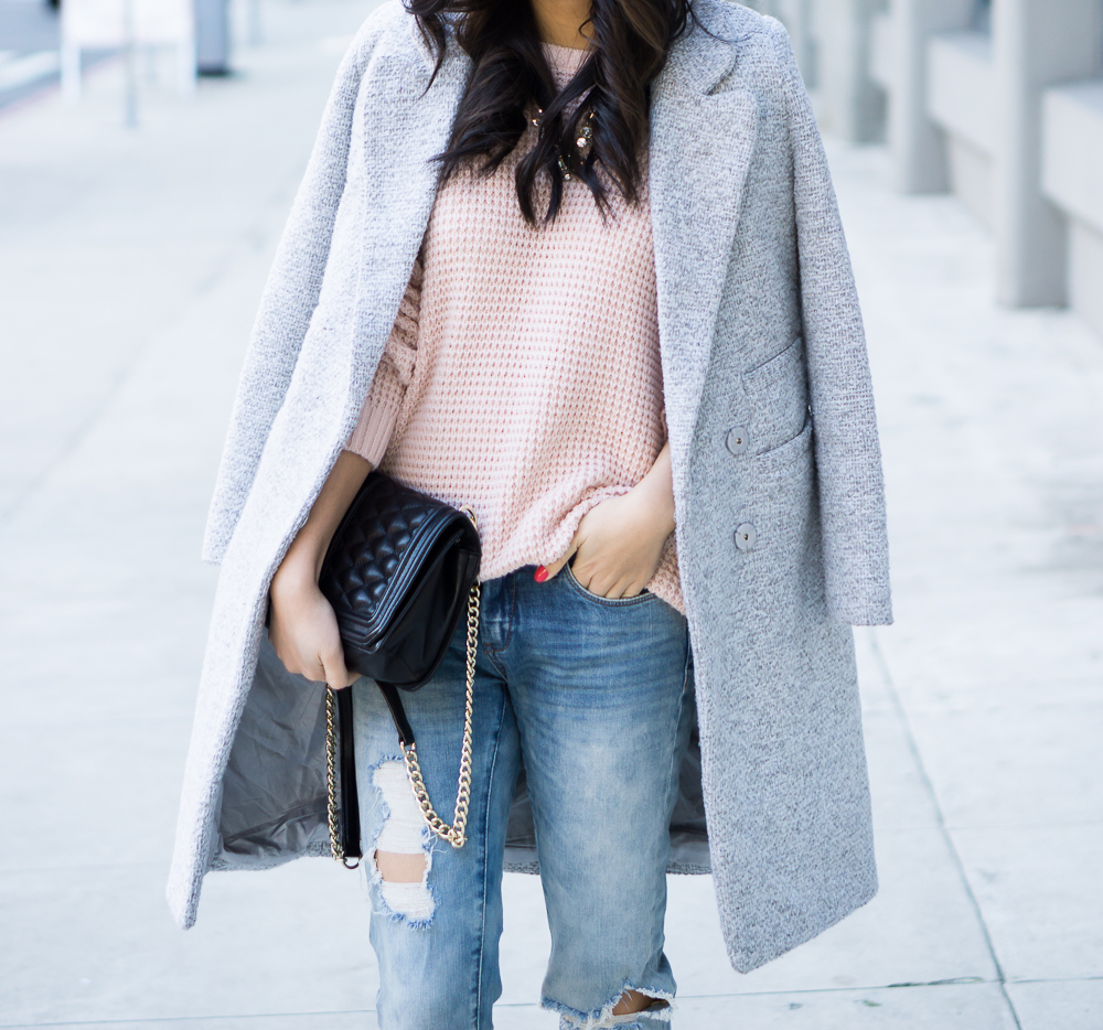 Trendy Winter Outfit Inspiration: Ripped Jeans