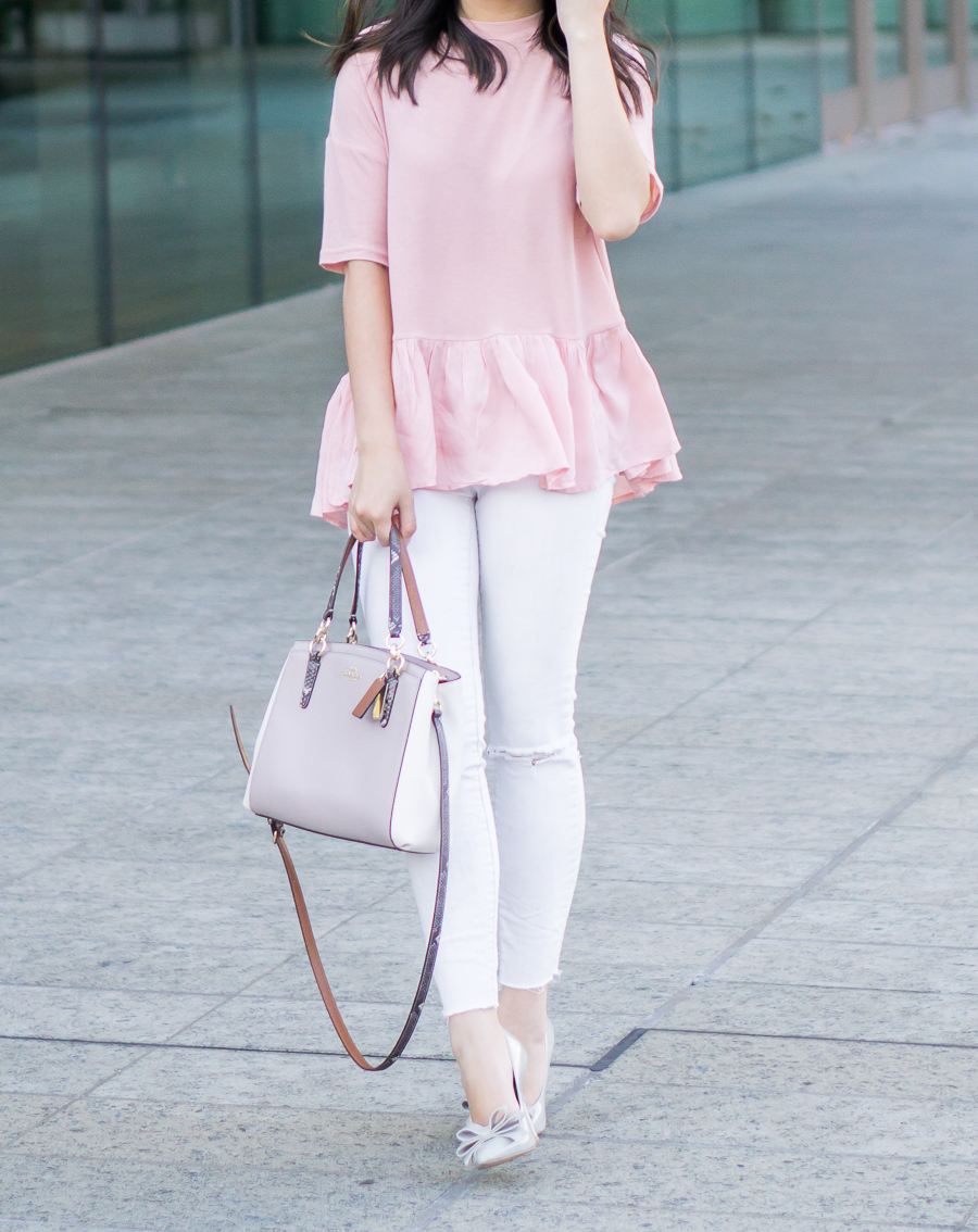 Pink ruffle cute tshirt with white skinny jeans and bow pumps | Petite fashion blog