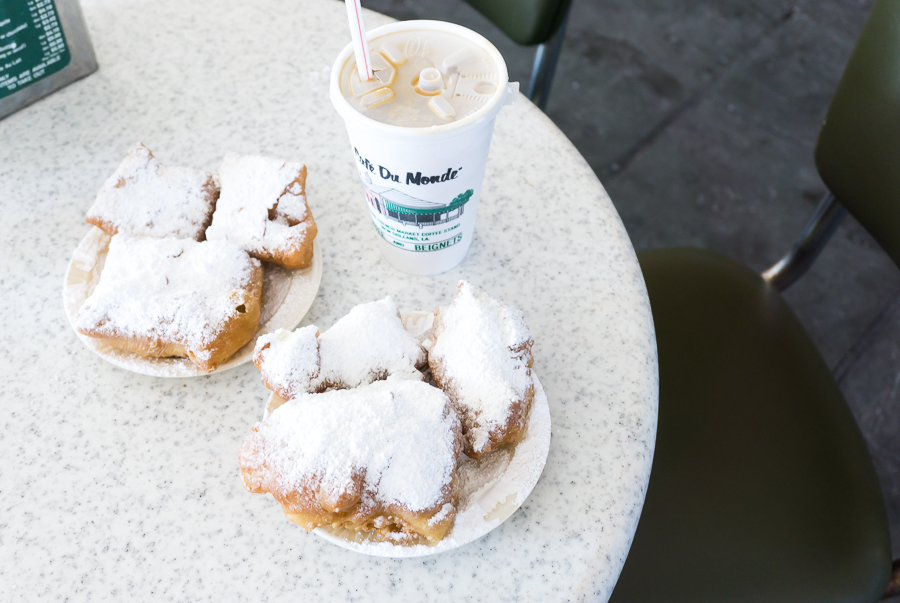 Top Things To Do In New Orleans - Cafe Du Monde Beignets