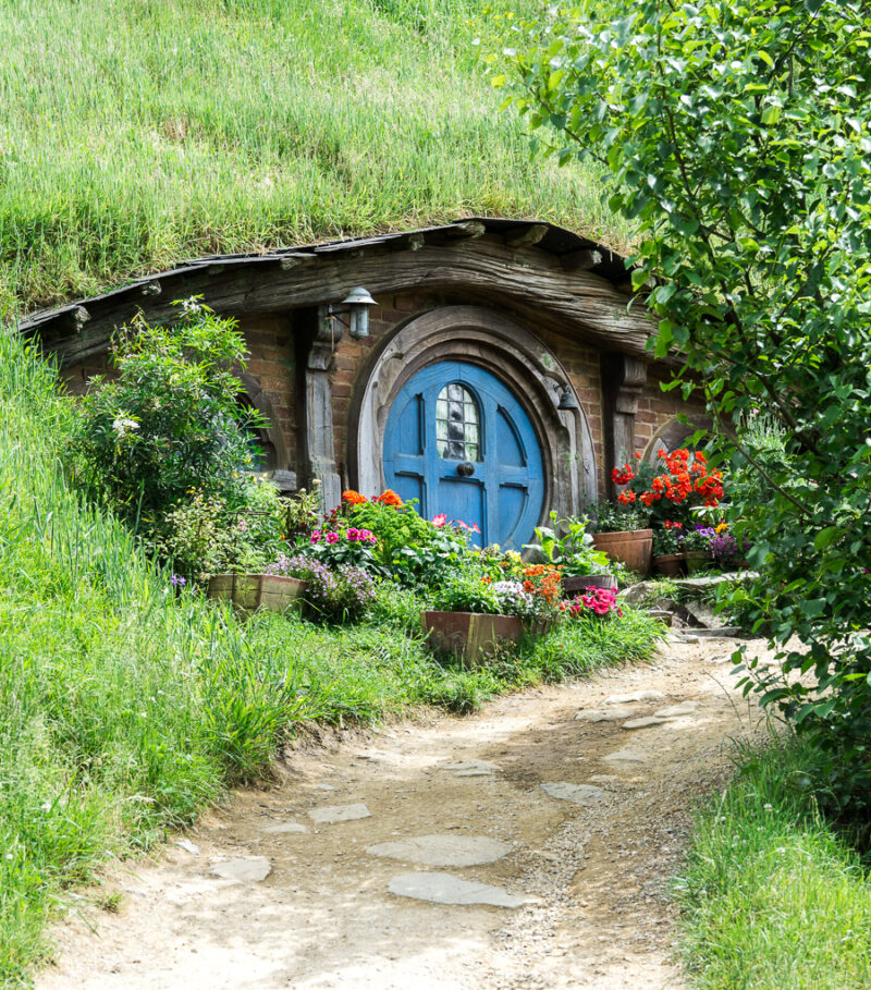 Everything you need to know about Hobbiton Movie Set, The Shire, Hobbit Hole, Matamata, New Zealand, Travel Blog