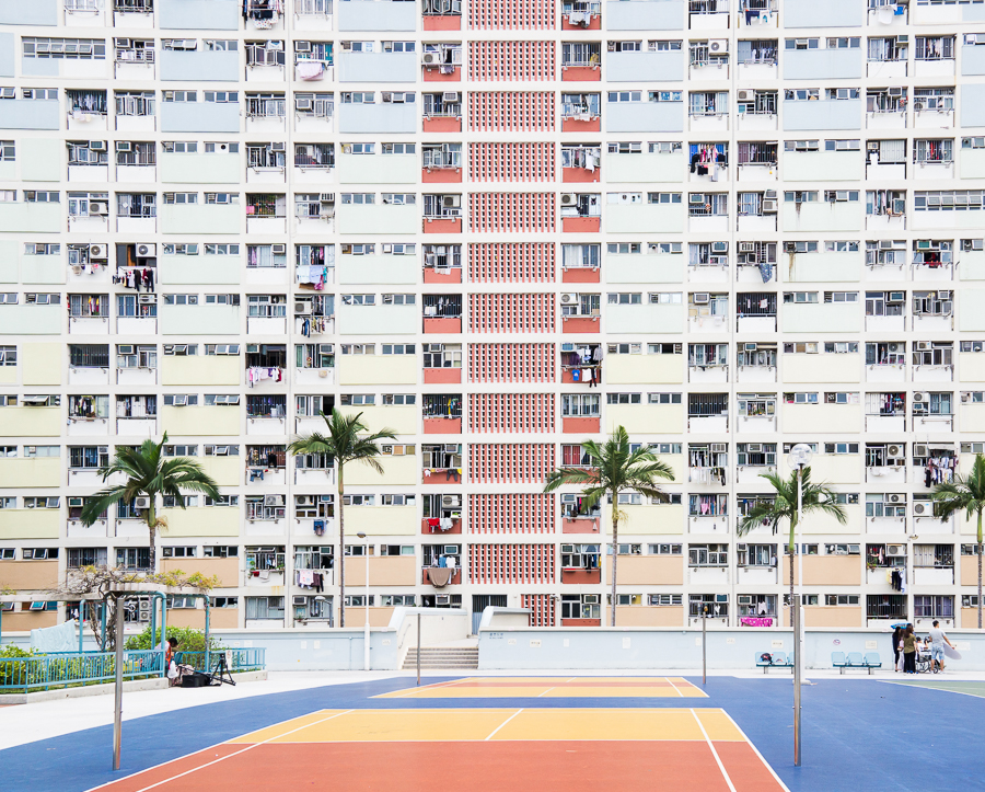 How to get to Choi Hung Estate car park basketball court for Instagram photography in Hong Kong, petite fashion blog