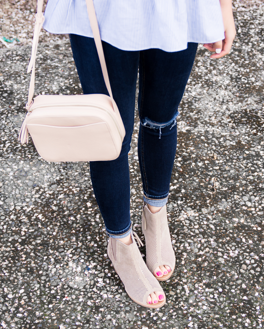 Topshop skinny jeans, Cuyana mini tassel bag, TOMS peep toed booties, petite fashion blog