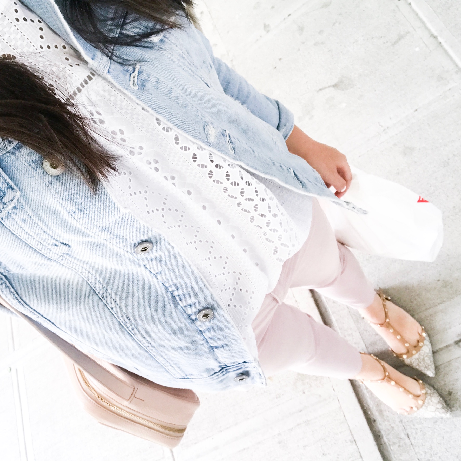 How to wear a denim jacket, eyelet top, blush jeans outfit, Seattle fashion blogger, petite blogger