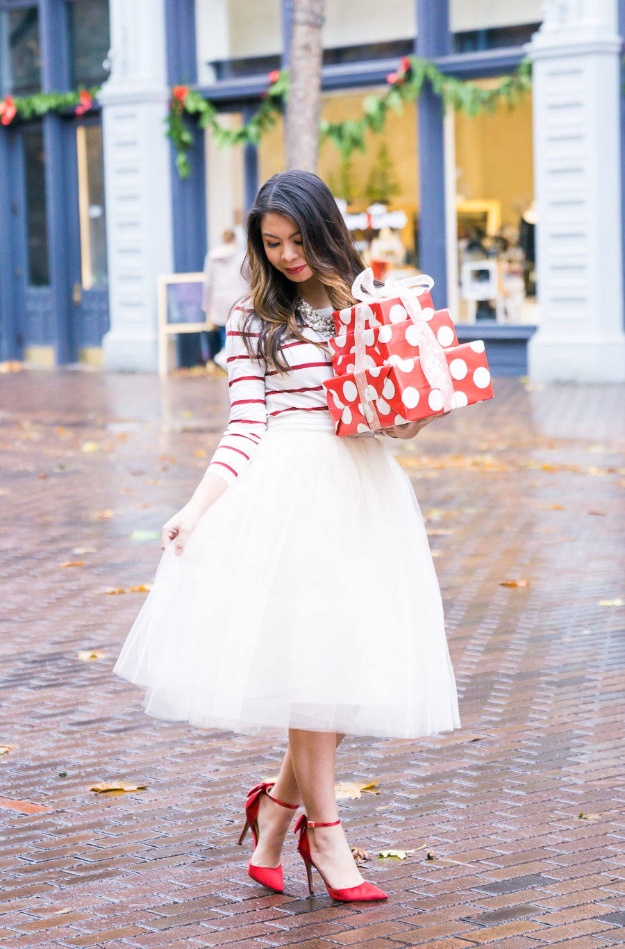 Winter White Tulle for the Casual Bride - Gl Diaries