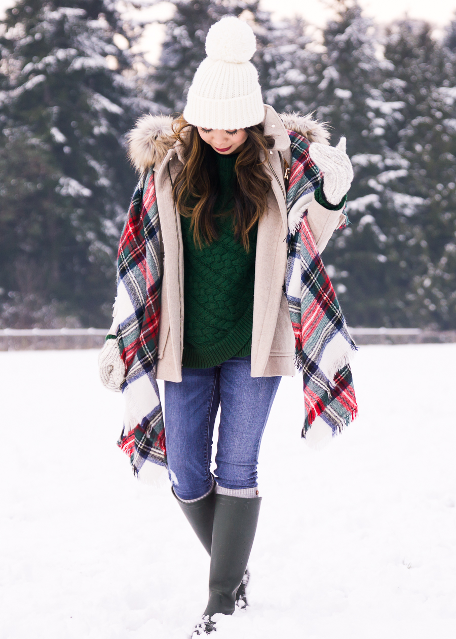 Snow outfits, winter fashion, duffle coat, cable knit sweater, mittens, pom pom beanie, rain boots, plaid blanket scarf, Seattle fashion blogger