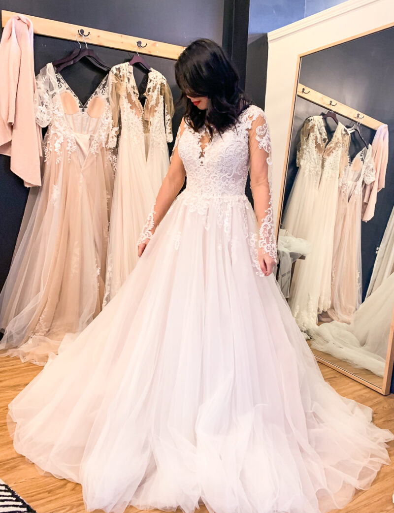 I love the dresses on Grace Loves Lace - has anyone seen any other dresses  similar to these? Don't want to put all my eggs in one basket! :  r/weddingdress