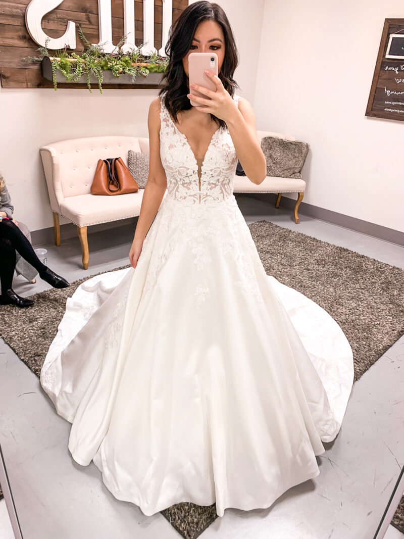 8 Must-Read Tips for How To Prepare for Bridal Dress Appointments