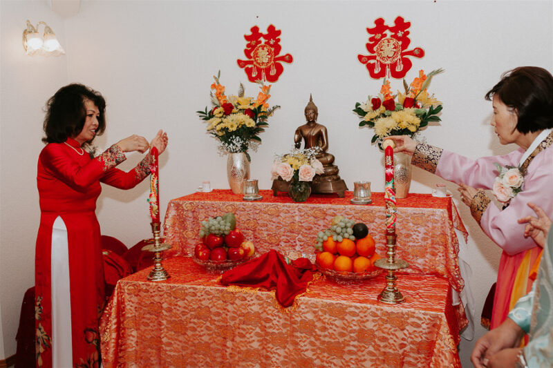 Traditional Vietnamese wedding tea ceremony, Vietnamese American, modern ao dai for women and men, Seattle fashion blogger, white wedding ao dai