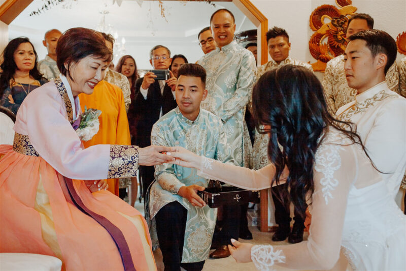 Traditional Vietnamese wedding tea ceremony, Vietnamese American, modern ao dai for women and men, Seattle fashion blogger, white wedding ao dai