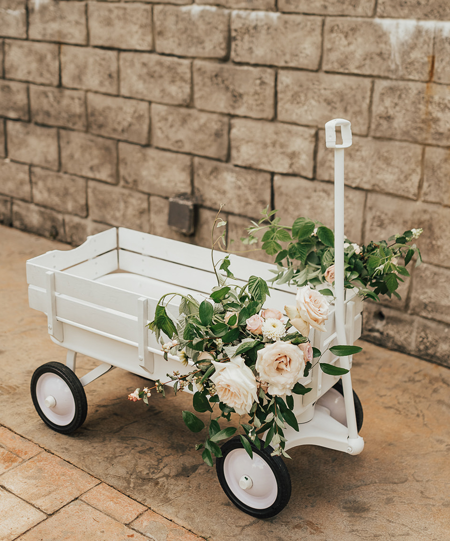 DIY All White Wagon | Just A Tina Bit