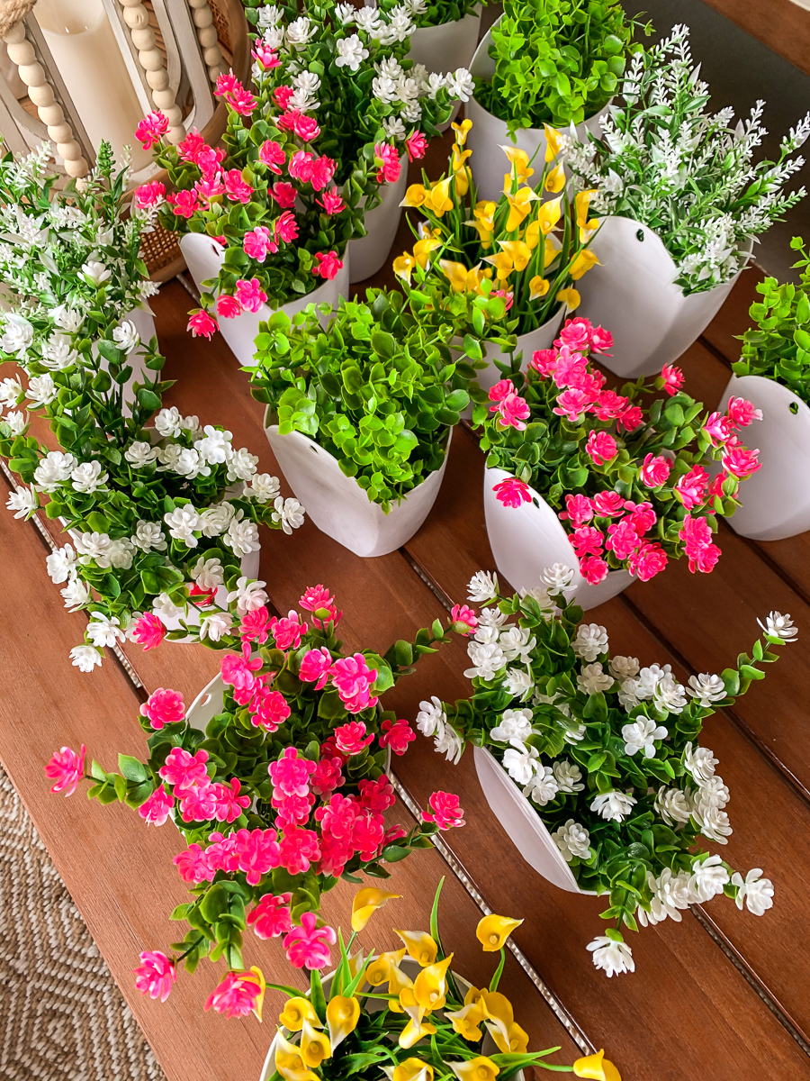 Simple Tips for Decorating with Fake Flowers for Spring 