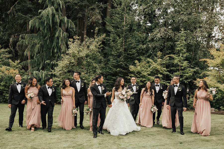 Bridal Party Poses - Over The Moon