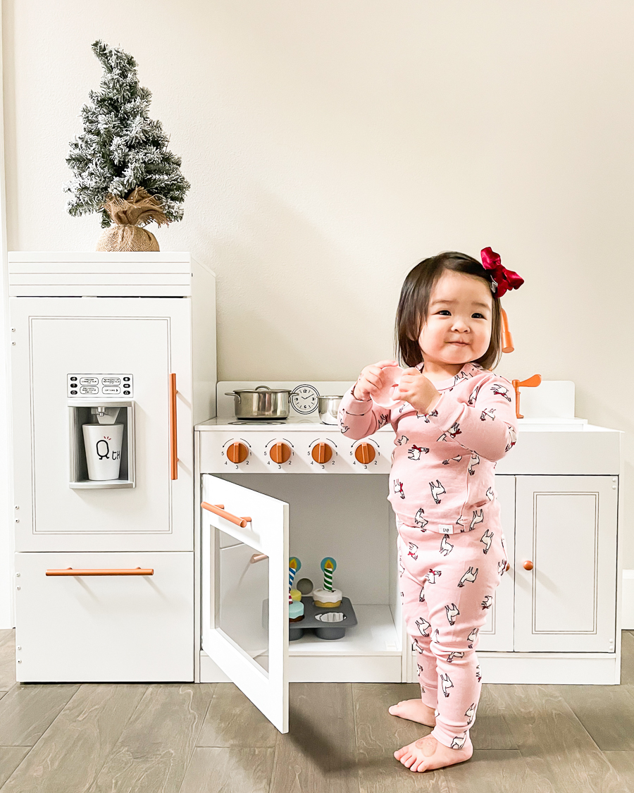 Teamson Kids Little Chef Paris Kitchen Playset, toddler play kitchen, holiday gift ideas for girl toddlers ages 1 to 2 years old, white and rose gold kitchen playset