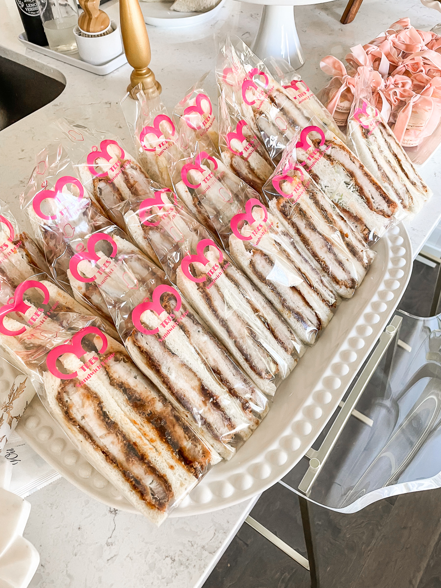 Blush and Gold Bridal Shower: A must see bridal shower!