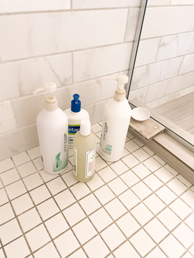 shower organization before photo