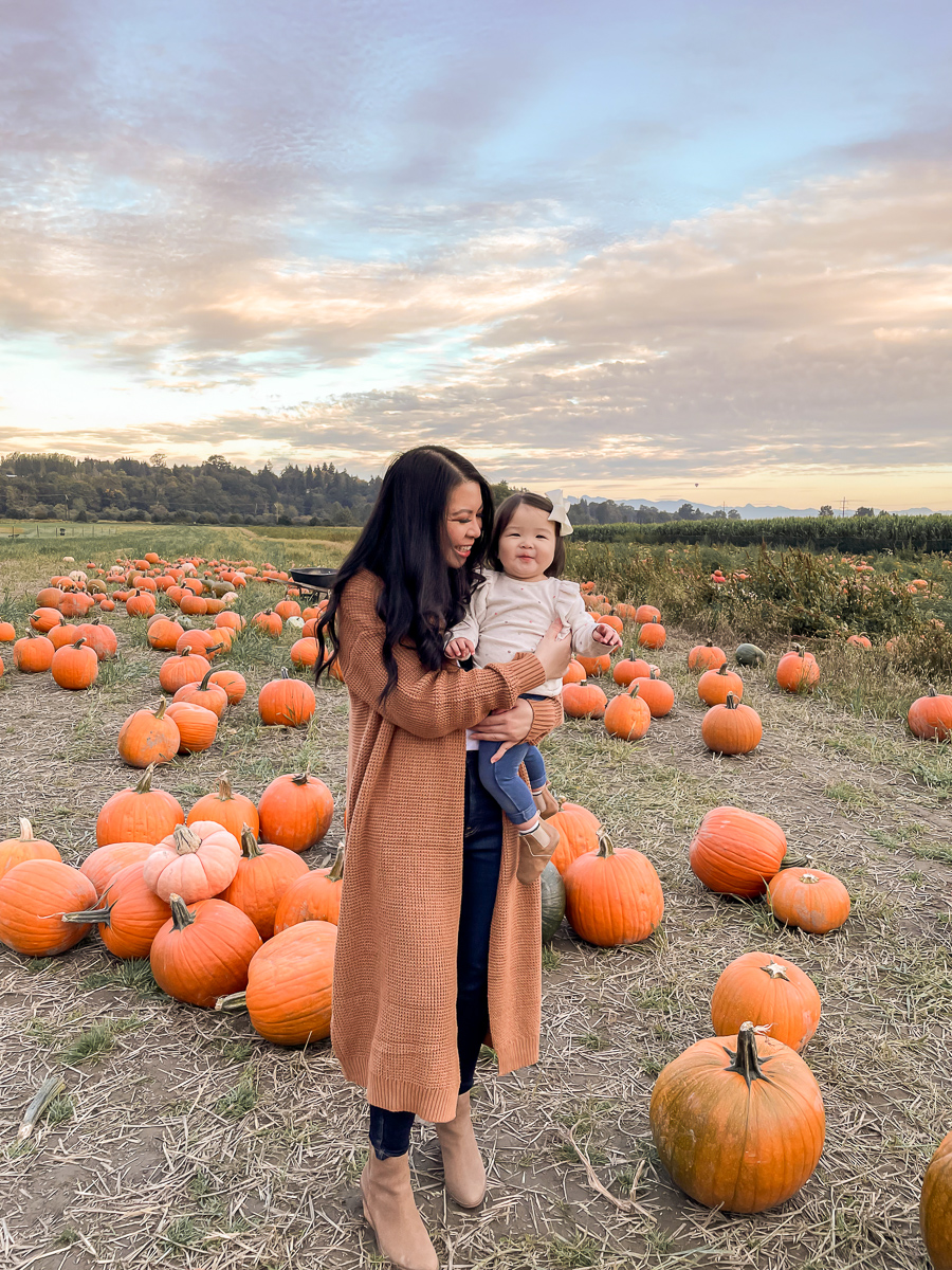 fall outfit idea, fall outfits, fall cardigan, long cardigan, pumpkin patch outfit